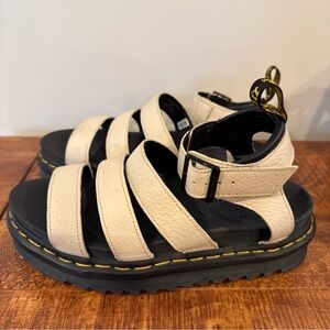 New Dr Martens Sandals Size 8 Womens Blaire White Leather Ankle Strap Platform